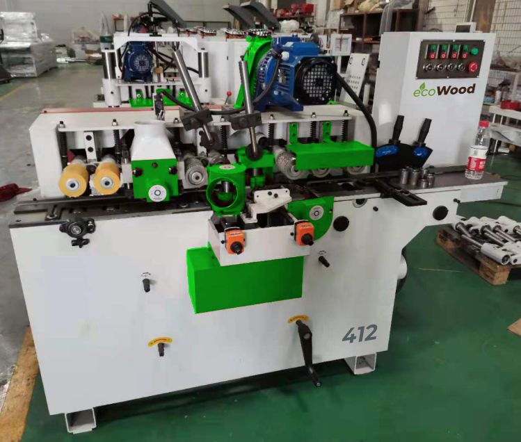 EcoWood 412  Компактность  Станок занимает мало места, потребляет мало электроэнергии, не требует отапливаемого помещения Прост в использовании и обслуживании  За счет своего оснащения удобен в работе 