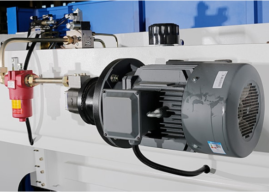 IRONMAC HPB-K  Главный двигатель siemens (германия) 