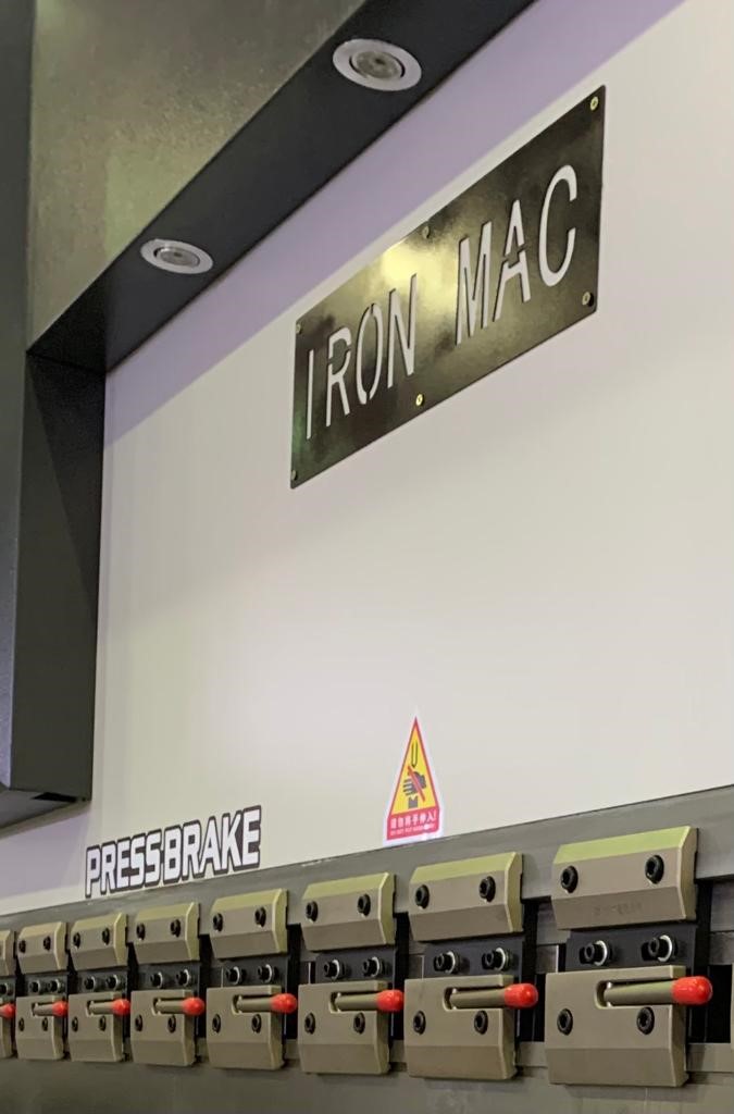 IRONMAC HPB-C  LED подсветка  LED подсветка зоны гибки 