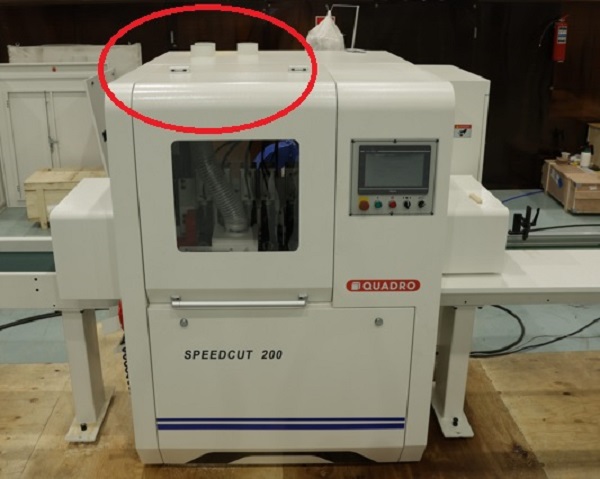 QUADRO SpeedCut 200  Система аспирации  Для эффективного отвода опила, в верхней части кожуха станка расположены 3 аспирационных патрубка 